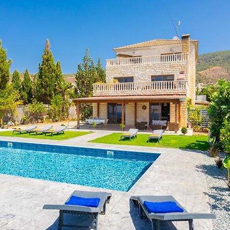 Villa Beach Heaven Pomos Bagian luar foto