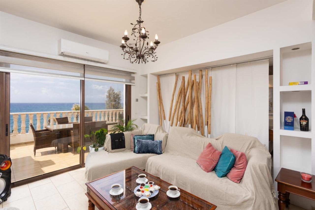 Villa Beach Heaven Pomos Bagian luar foto
