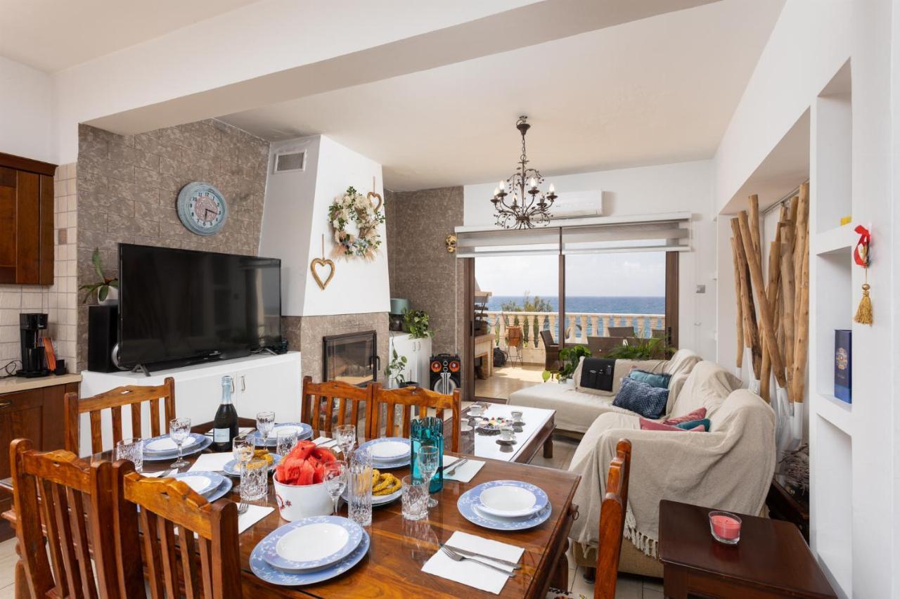 Villa Beach Heaven Pomos Bagian luar foto
