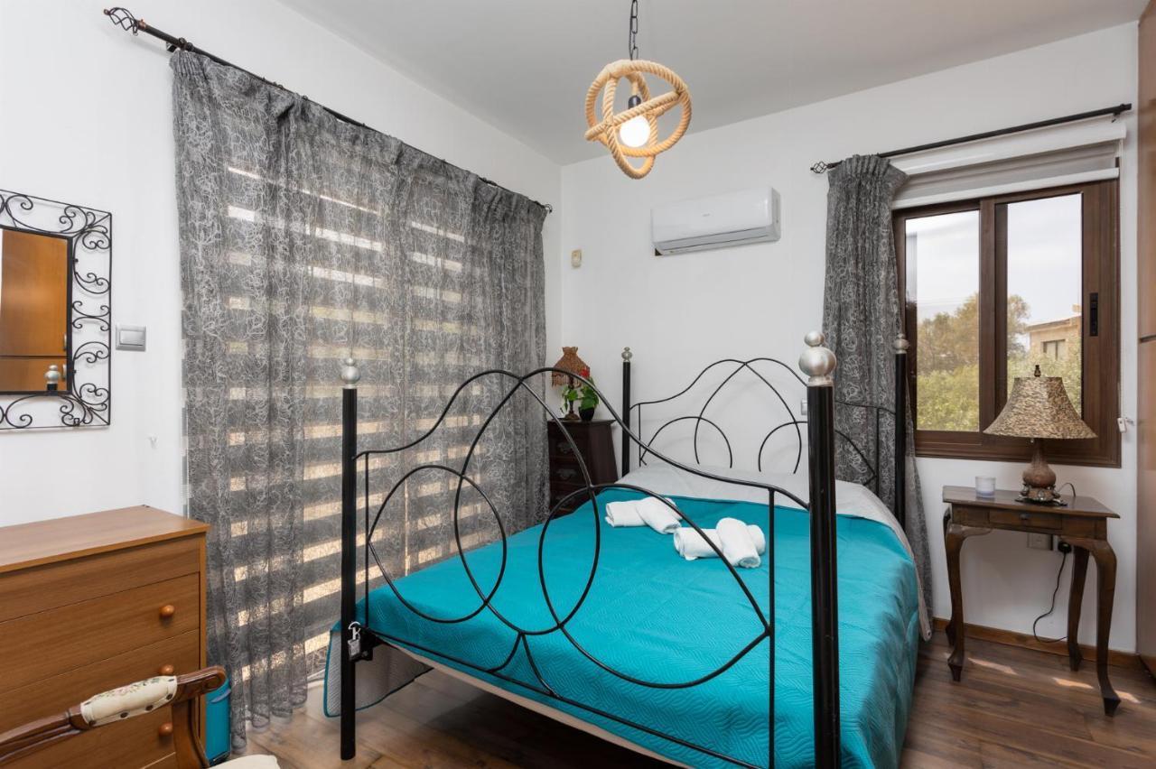 Villa Beach Heaven Pomos Bagian luar foto