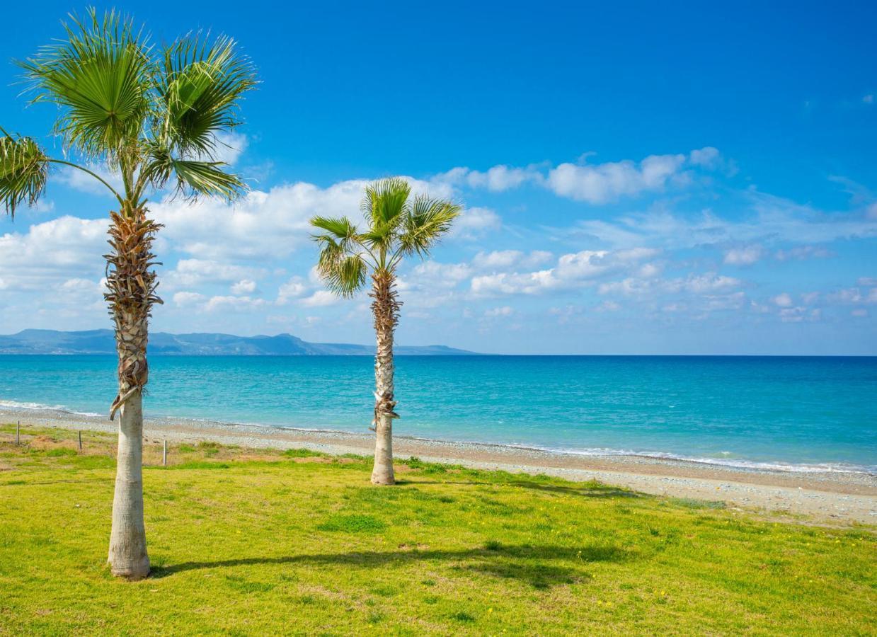 Villa Beach Heaven Pomos Bagian luar foto
