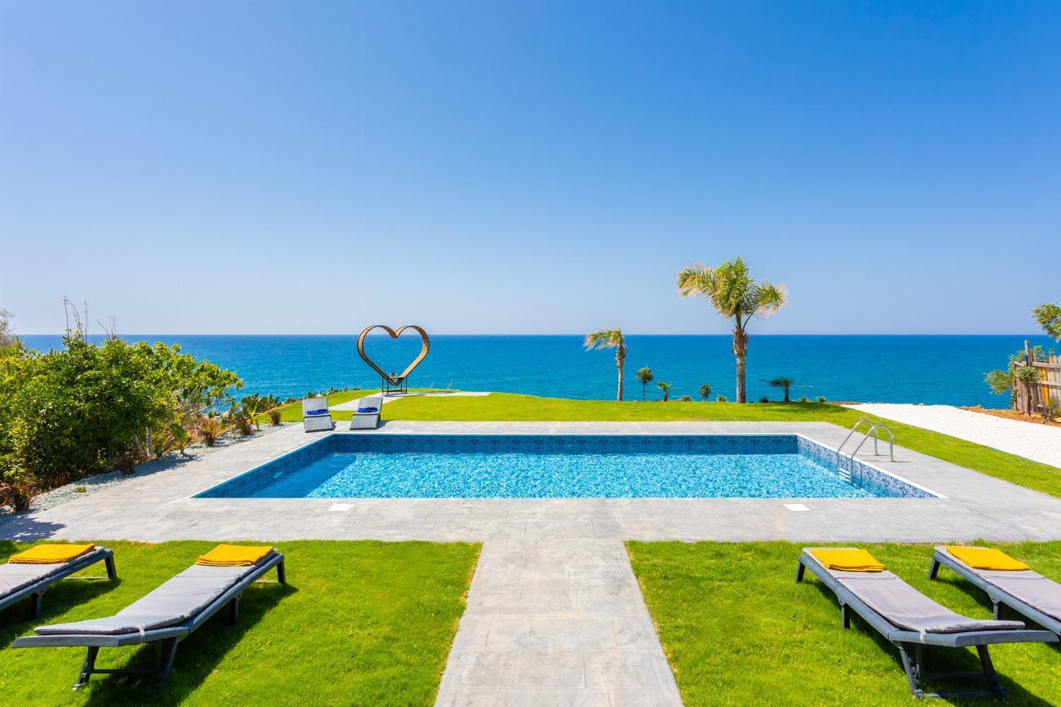 Villa Beach Heaven Pomos Bagian luar foto