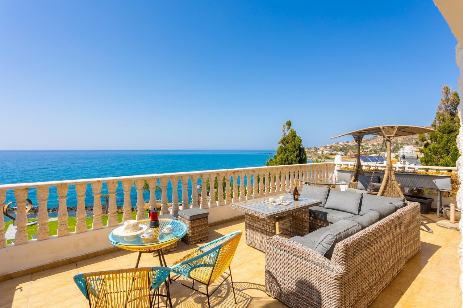Villa Beach Heaven Pomos Bagian luar foto