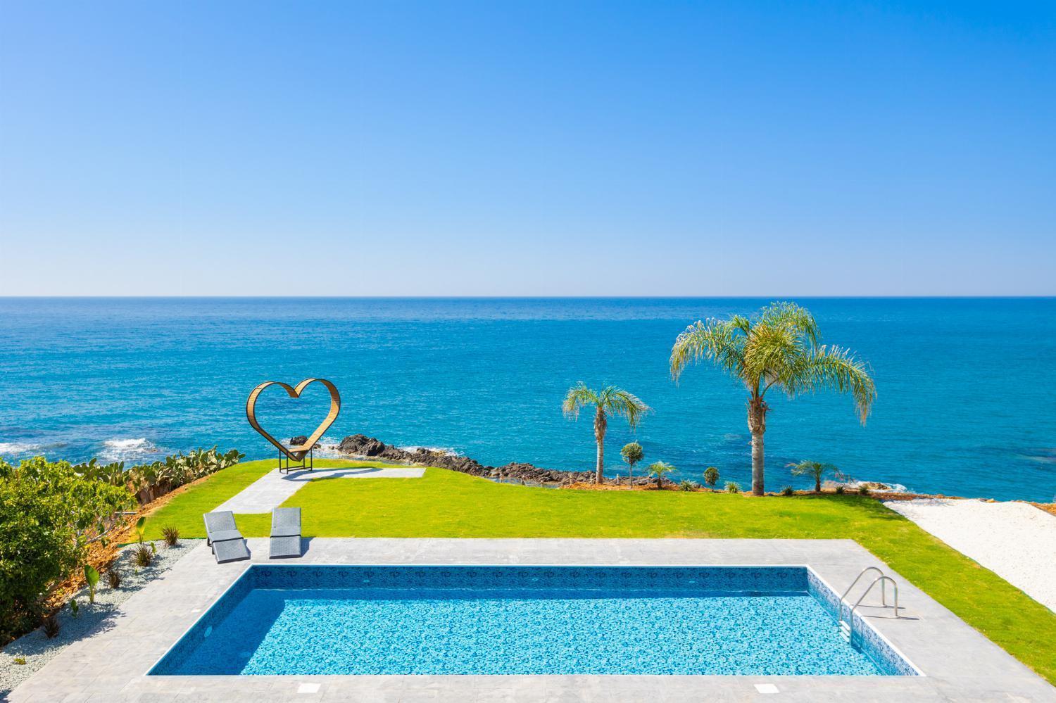 Villa Beach Heaven Pomos Bagian luar foto