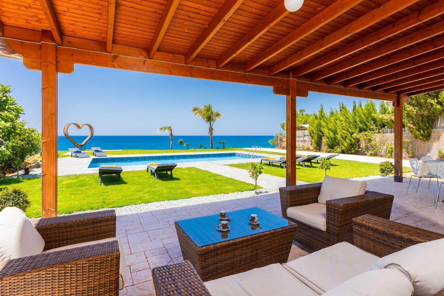 Villa Beach Heaven Pomos Bagian luar foto