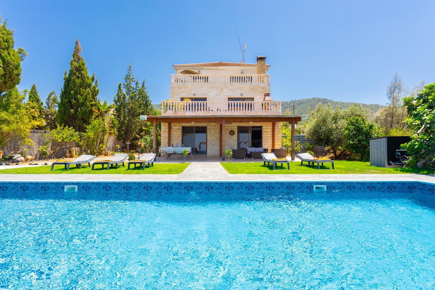 Villa Beach Heaven Pomos Bagian luar foto